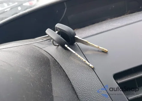 2010 Mazda Mazda3 I Touring z USA, uszkodzony, nr VIN JM1BL1SG3A1223032